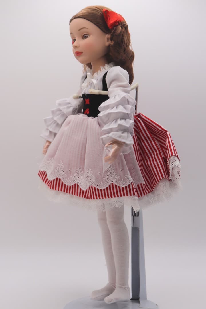 What Big Eyes You Have エファンビー・ドール 35cm