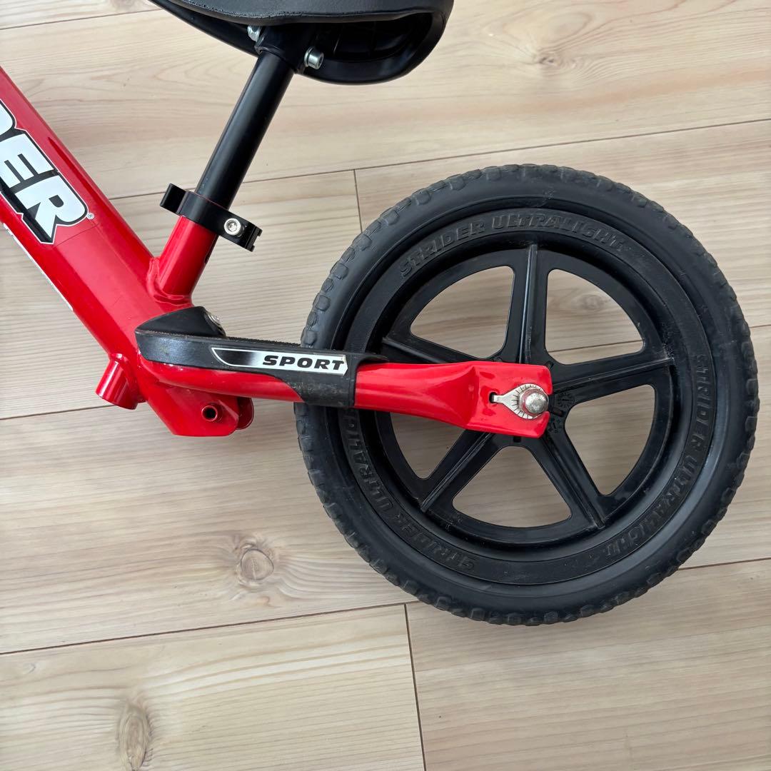 STRIDER バランスバイク レッド