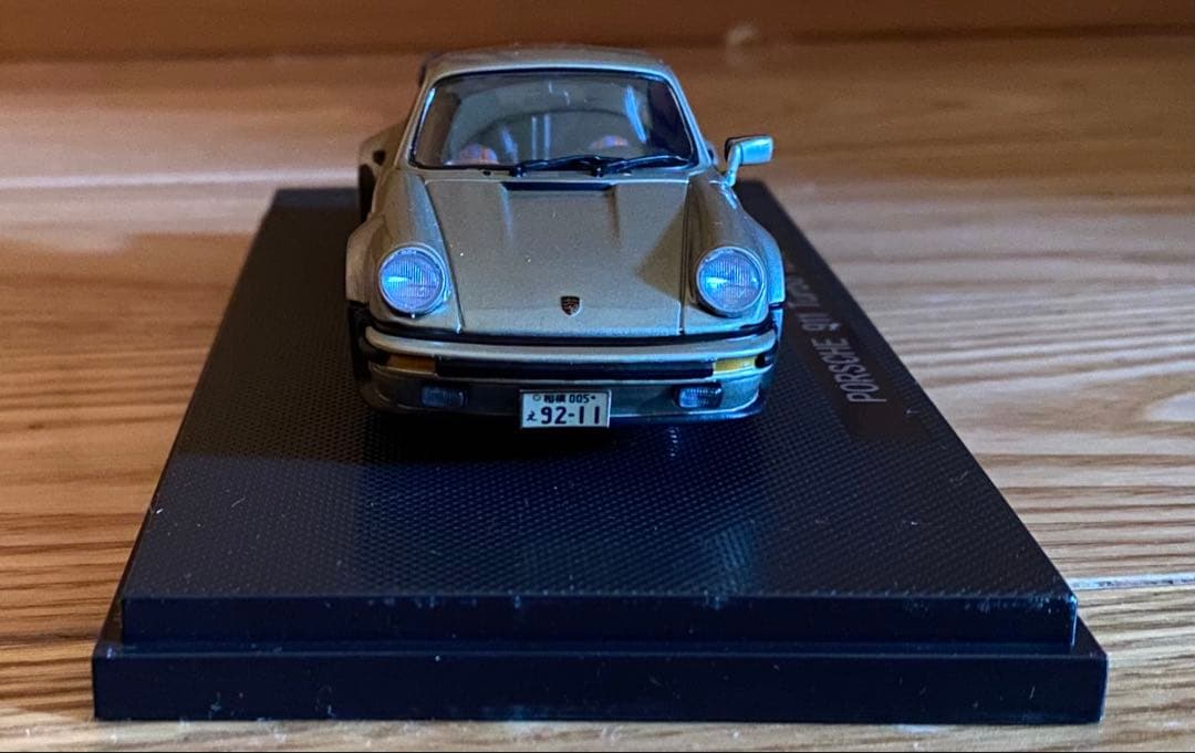 Ebbro Porsche 911 Turbo ゴールド 1/43