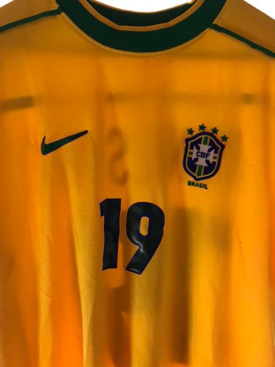 正規品 NIKE ブラジル代表「19」デニウソン 半袖 M ユニフォーム