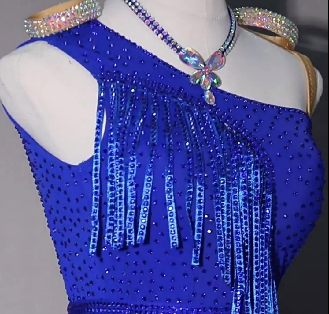 社交ダンス衣装 ラテンワンピースドレス 背中きれい オールストーンオーダーメイド