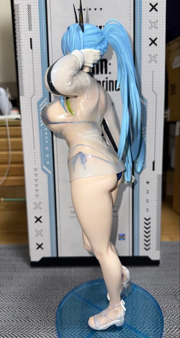 勝利の女神NIKKE ヘルム　アクアマリン　1/4スケールフィギュア