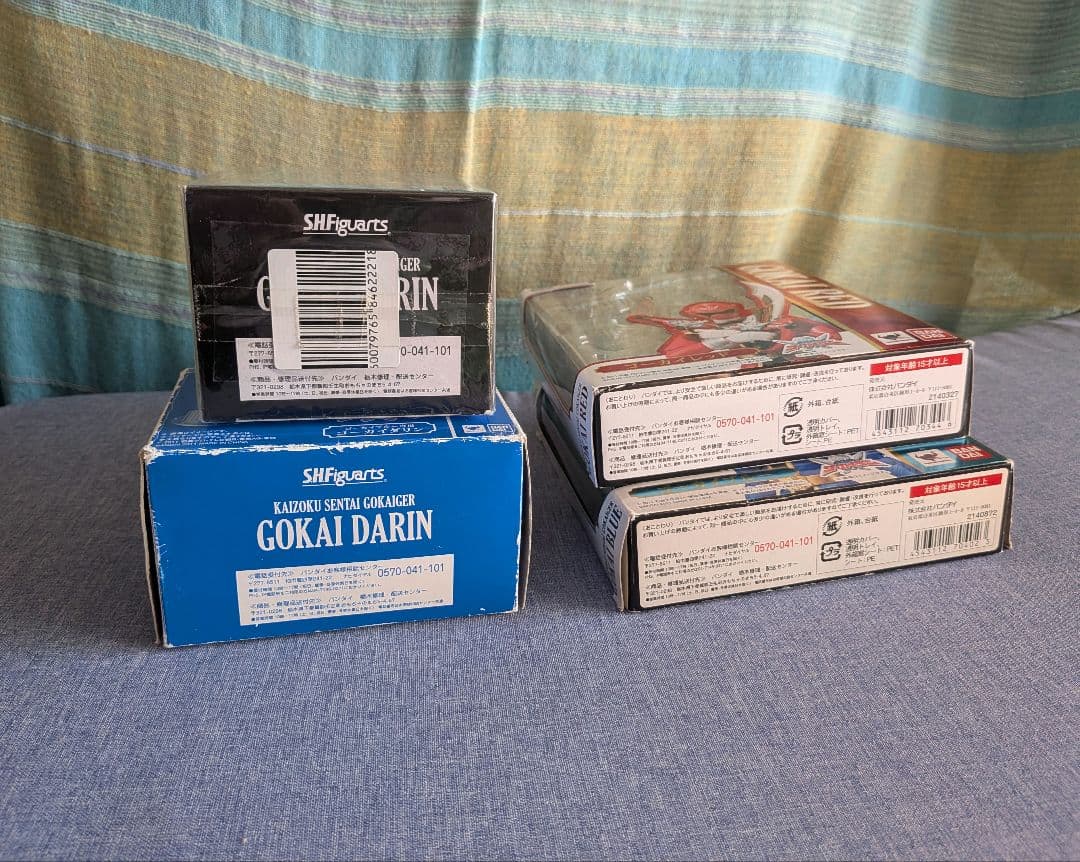 S.H.Figuartsゴーカイジャー レッド·ブルー 初回限定2個付きセット