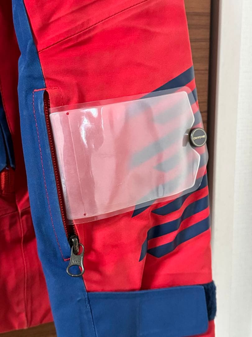 【セール中】ロシニョール　チーム限定ジャケットMサイズ、パンツSサイズ　セット