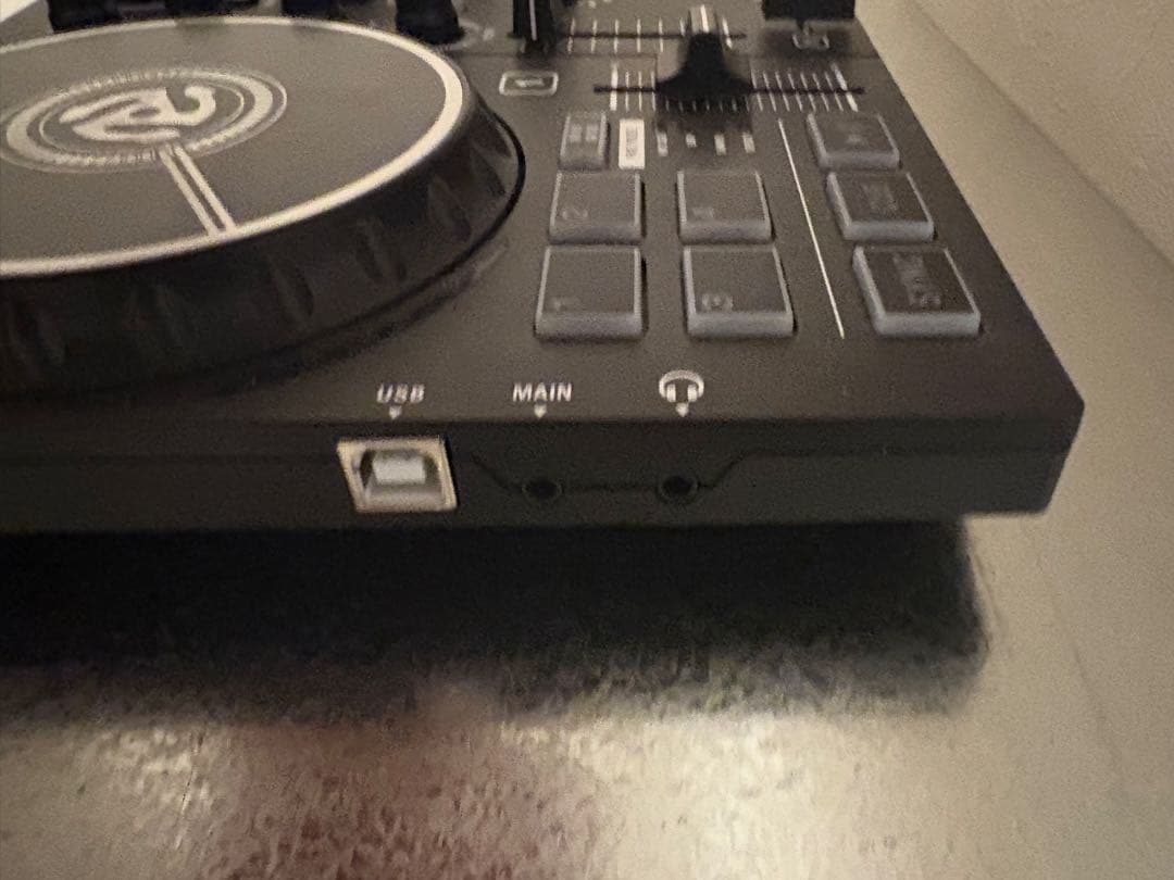 Numark PARTY MIX DJコントローラー 最新機種！！動作確認済み！