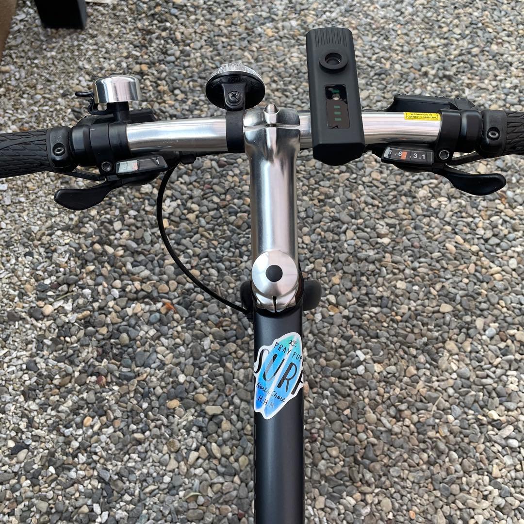 GIANT ESCAPE R DISC　クロスバイク　配送（北海道と沖縄県除く）