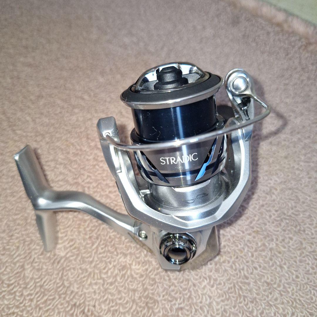 極美品シマノ23ストラディック　c2000s