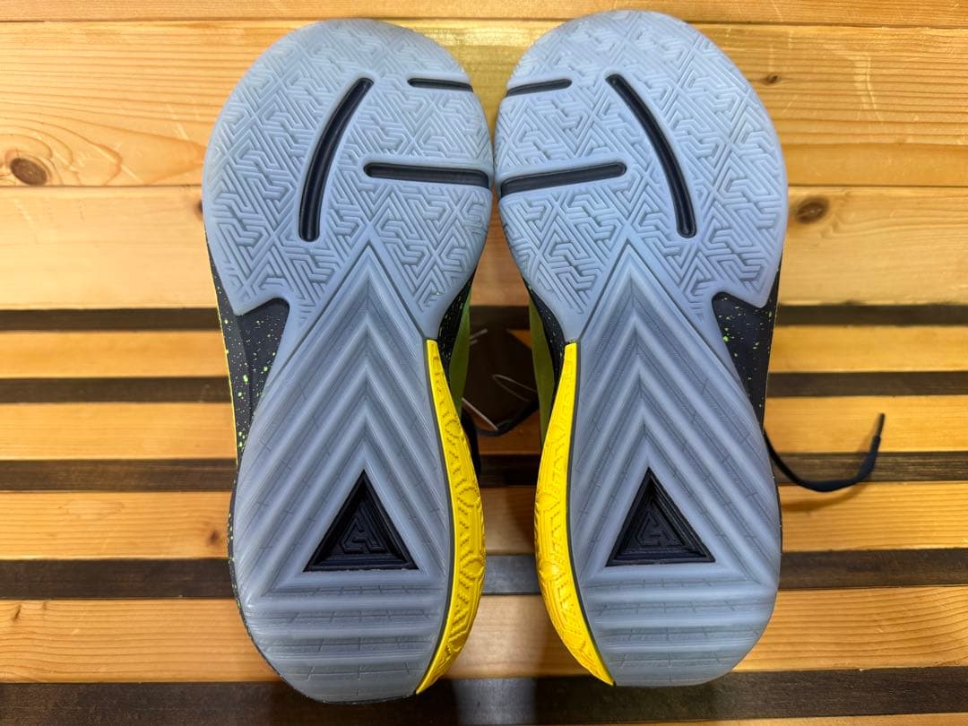 超レア新品未使用タグ付‼️NIKE FREAK 5 SE (GS)