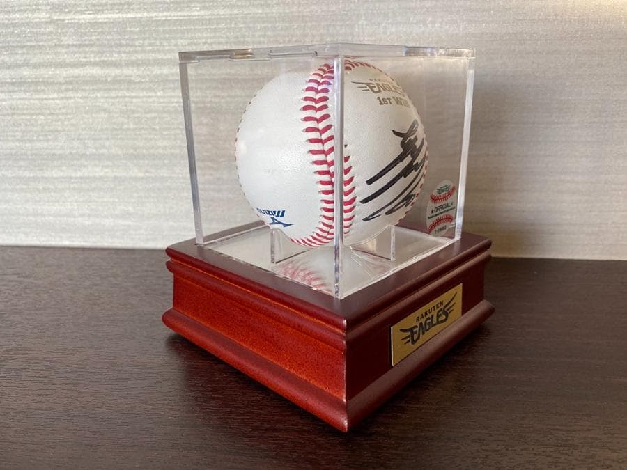 楽天　イーグルス　古川侑利選手　初勝利記念直筆サインボール