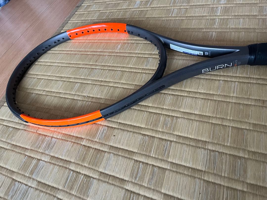 BURN 100 テニスラケット オレンジ/黒