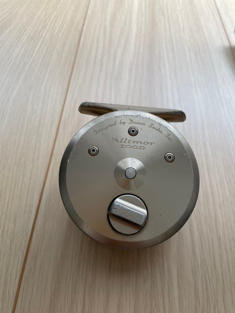 ダイワ　フライリール　アルトモア　100D