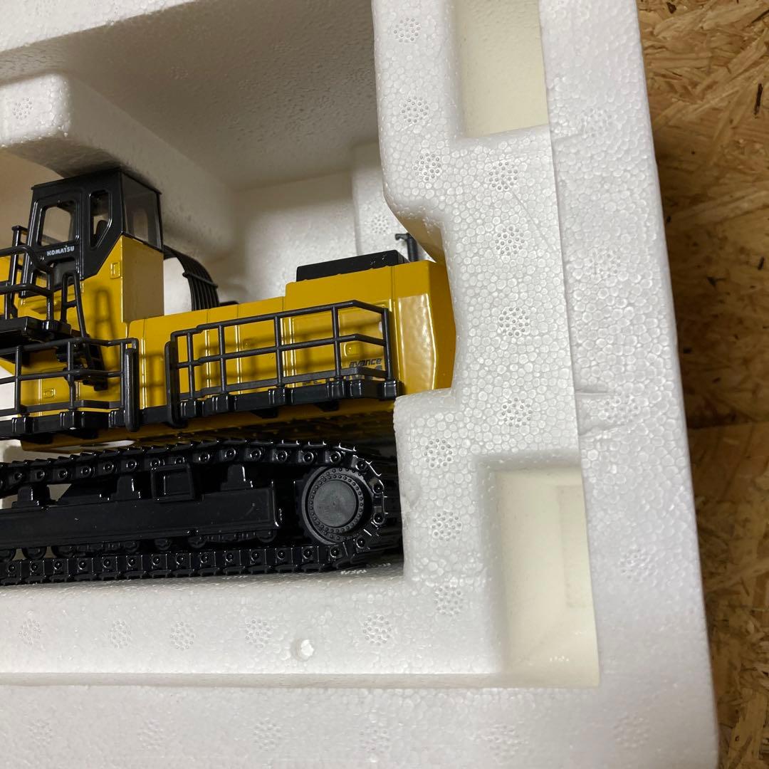 新品 コマツ 1/50 PC1100LC-6 JL244 マグネット JOAL