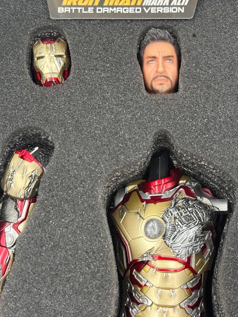 ◆新品 ドラゴン 1/9 3 アイアンマン Mk.42 バトルダメージ