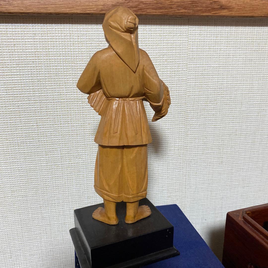 木製 女性像 彫刻 中国伝統衣装　文化大革命時代