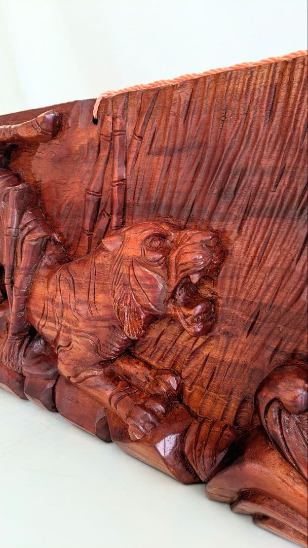 龍虎　木彫り　骨董品　壁掛け　開運　虎　龍　干支 アンティーク 置物 寅　工芸品