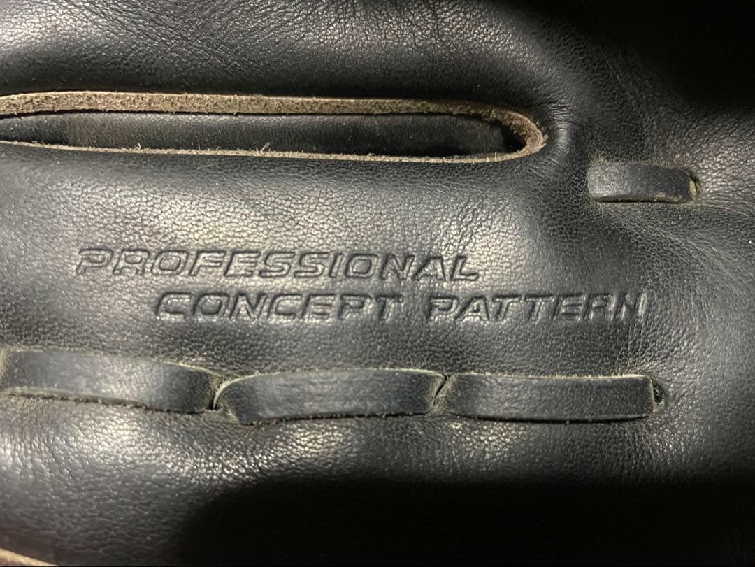 ZETT プロステイタス　投手用　左投げ