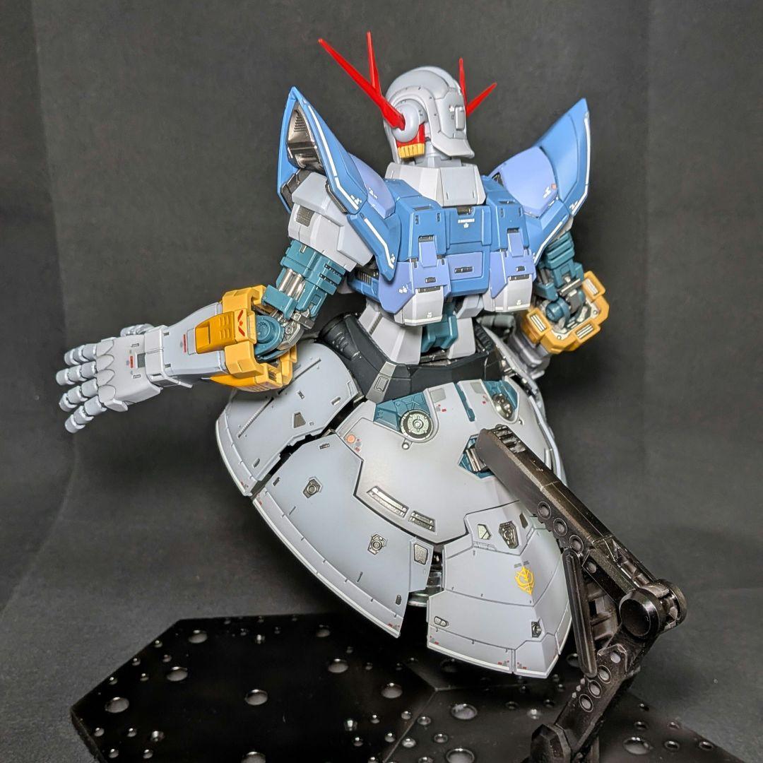 RGジオング　塗装済み完成品