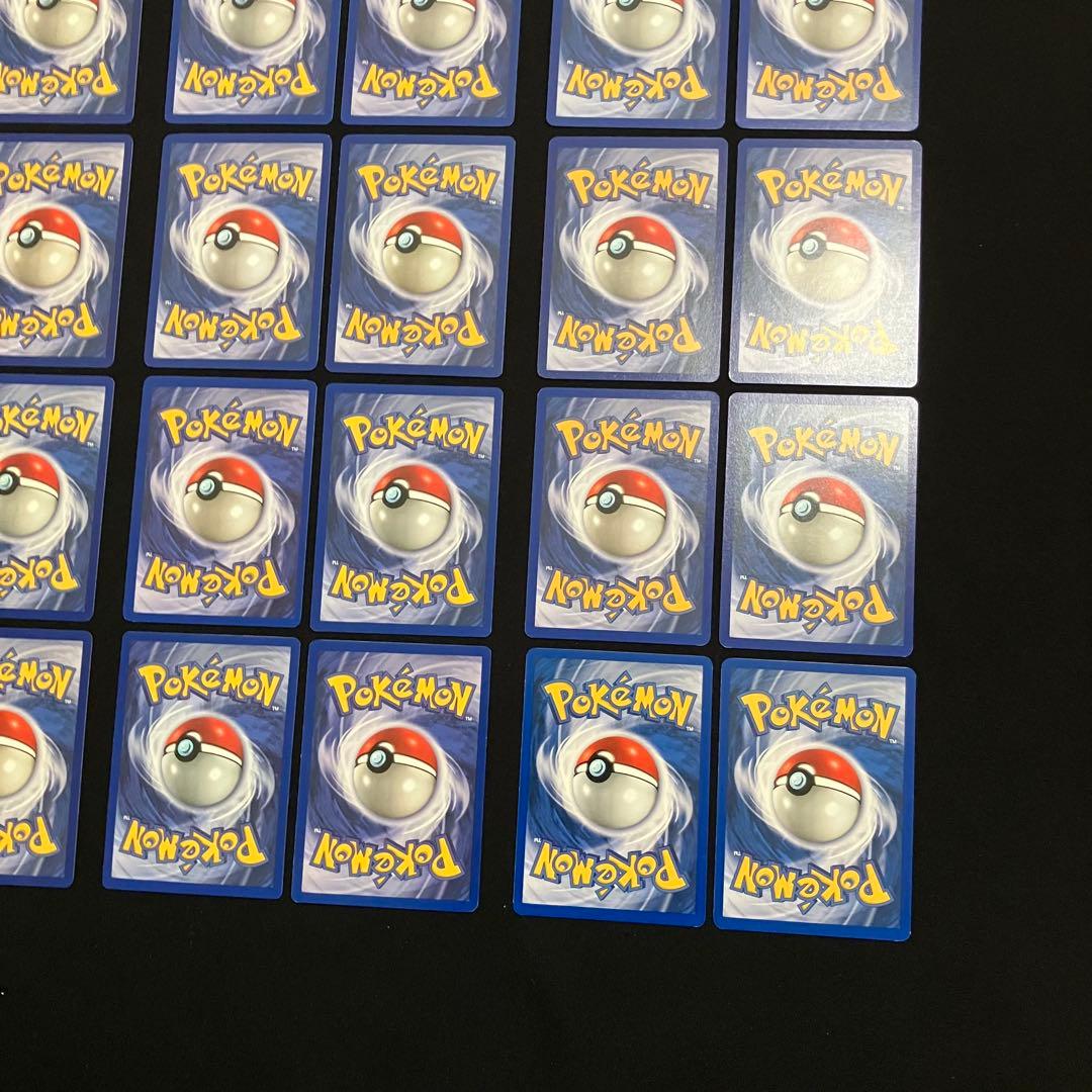 J0724】　ポケモンカード英語版　　　24枚まとめ売り