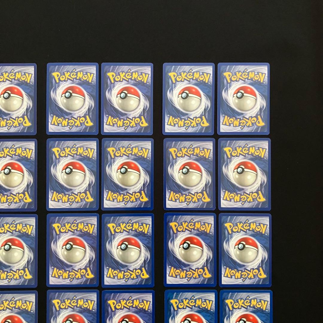 J0724】　ポケモンカード英語版　　　24枚まとめ売り