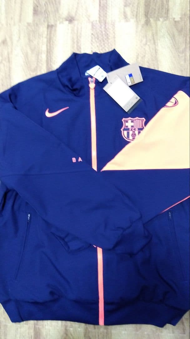 【新品•未使用】FCバルセロナ アンセムジャケット Lサイズ