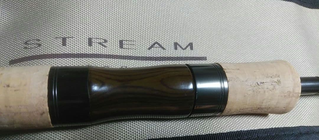 トラウトロッド ストリームカテゴリ ケース付 トラウティーノ TT-702L