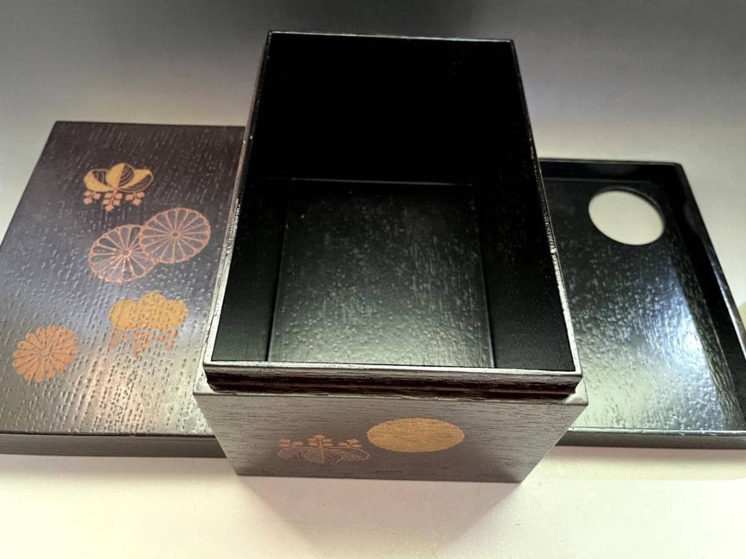 茶箱■紋入り 利休箱 茶箱 京薩摩 茶碗 茶入れ 黒塗り漆器 棗 桐紋 野点■