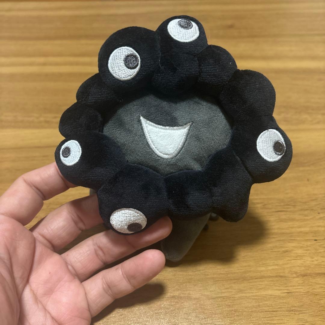 きろりん　最終値引き【現地購入完売品】黒ミャク 這い型ぬいぐるみ　Sサイズ