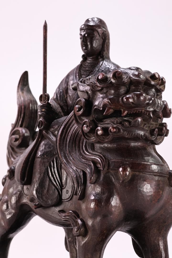 でこい　石崎秀峰 勤作 「 木彫 文殊菩薩 」 金銘　共箱 高さ37.5㎝