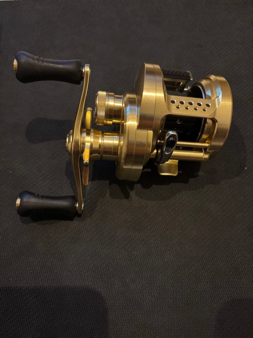 シマノ カルカッタコンクエスト　200