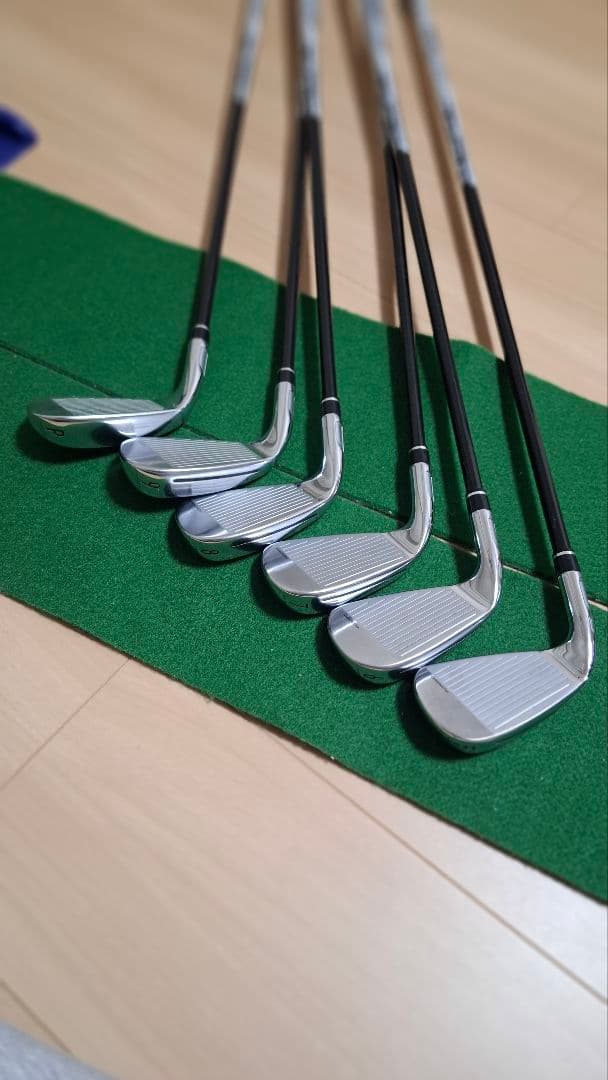 TaylorMade　SIM GLOIRE アイアンセット 6本（5～P）