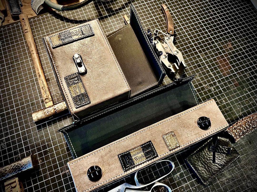 2月SALE品！Pvt.Workshop極CL 本革　デッキケース　ハーフプレマ