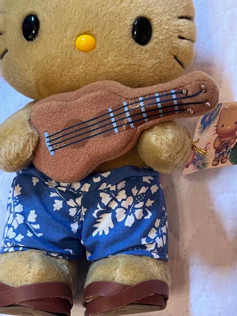 【激レア・新品未使用】日焼けダニエル ギター　ぬいぐるみ　ハイビスカス