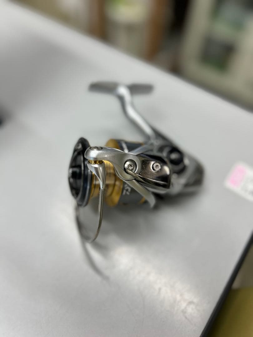 Daiwa FREAMS LT4000-C スピニングリール