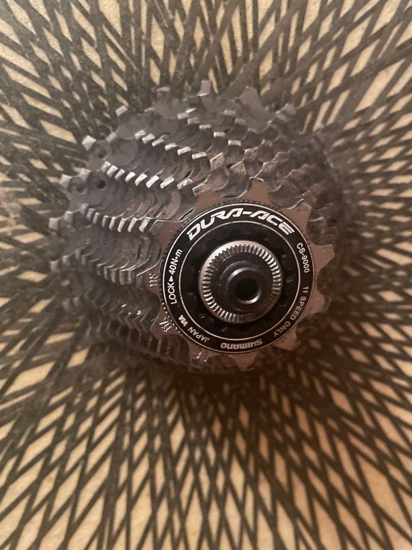 LIGHTWEIGHT ライトウェイトディスクホイール　11Sスプロケ付き