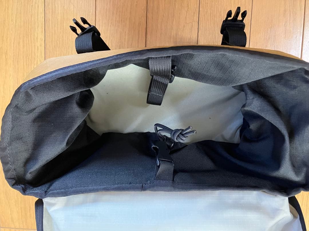 スウィフトインダストリーズ　カタリスト