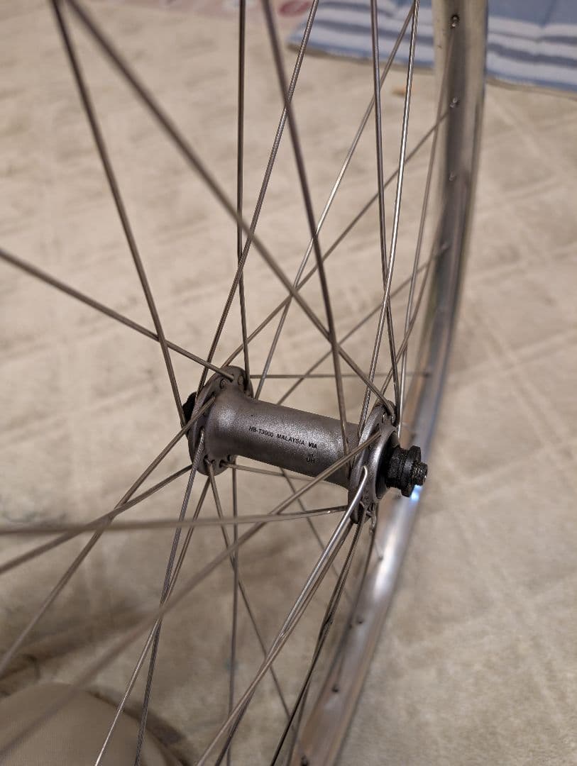 VELOCITY CLIFFHANGER＋MAXXIS HOLY ROLLER