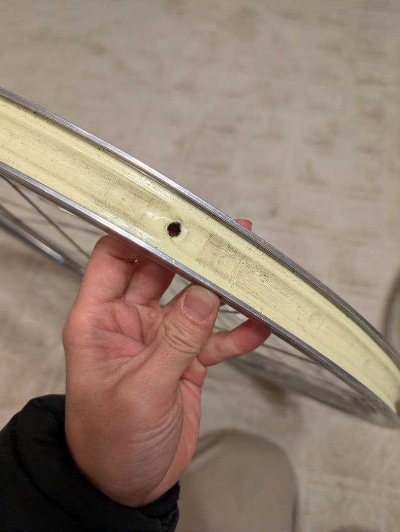 VELOCITY CLIFFHANGER＋MAXXIS HOLY ROLLER