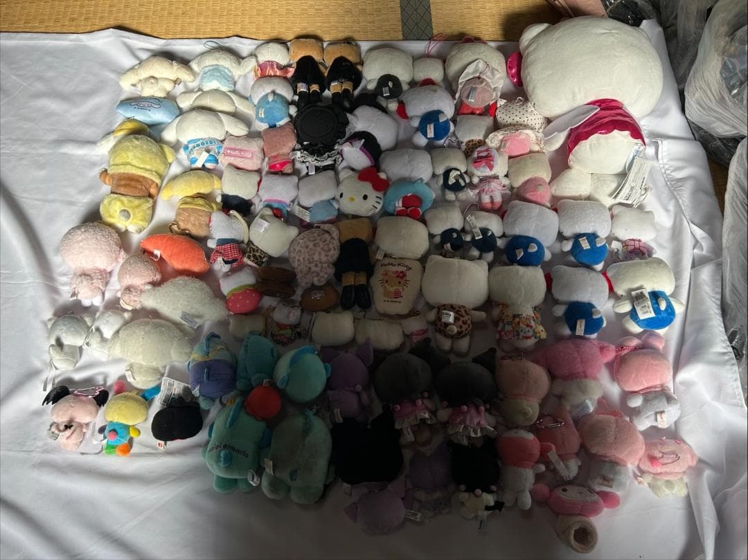 サンリオ キャラクターズ ぬいぐるみ マスコット まとめ売り 85体セット