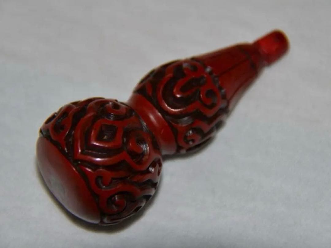 堆朱 根付　瓢箪