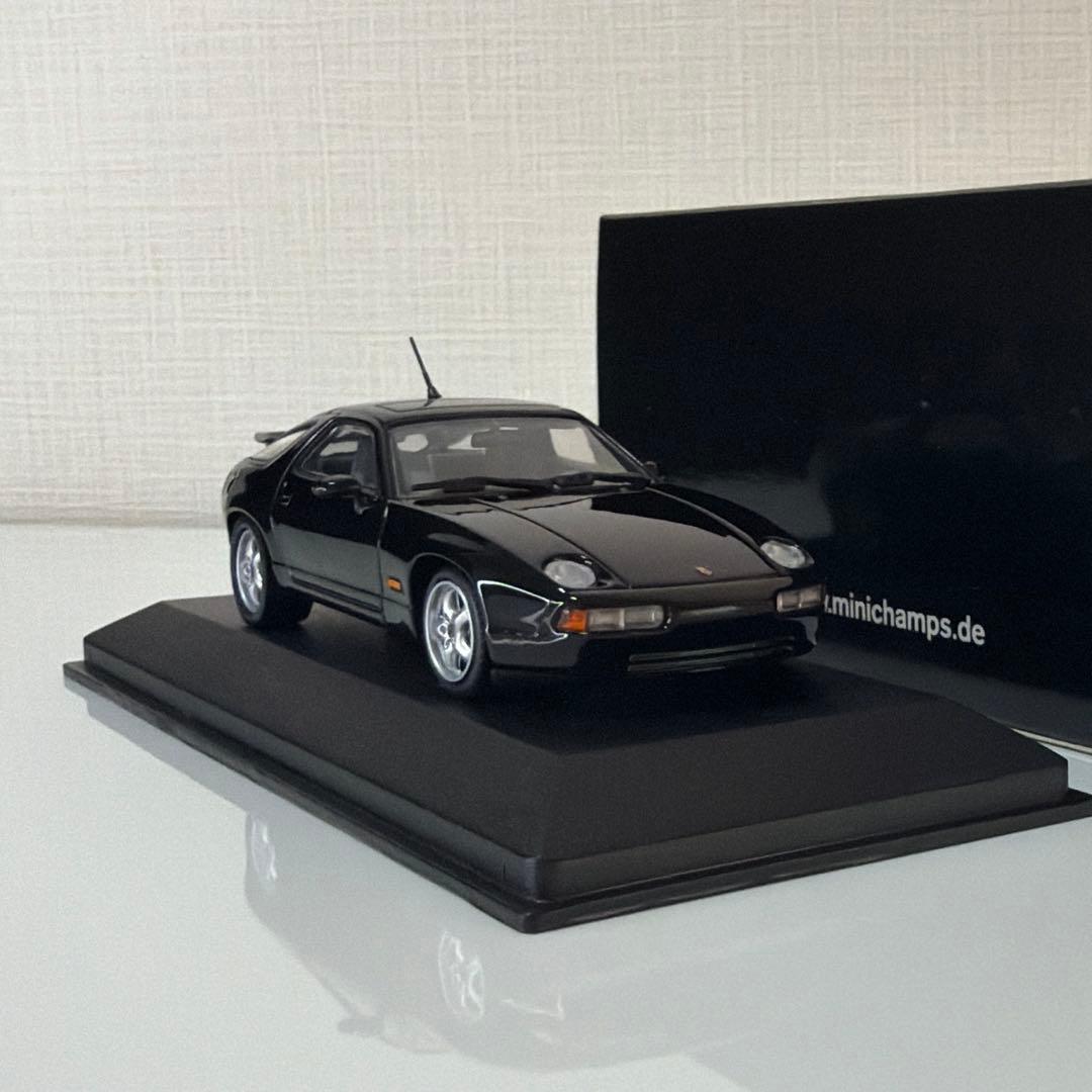 ミニカー 1/43 Porsche 928 GTS 1991 / PMA