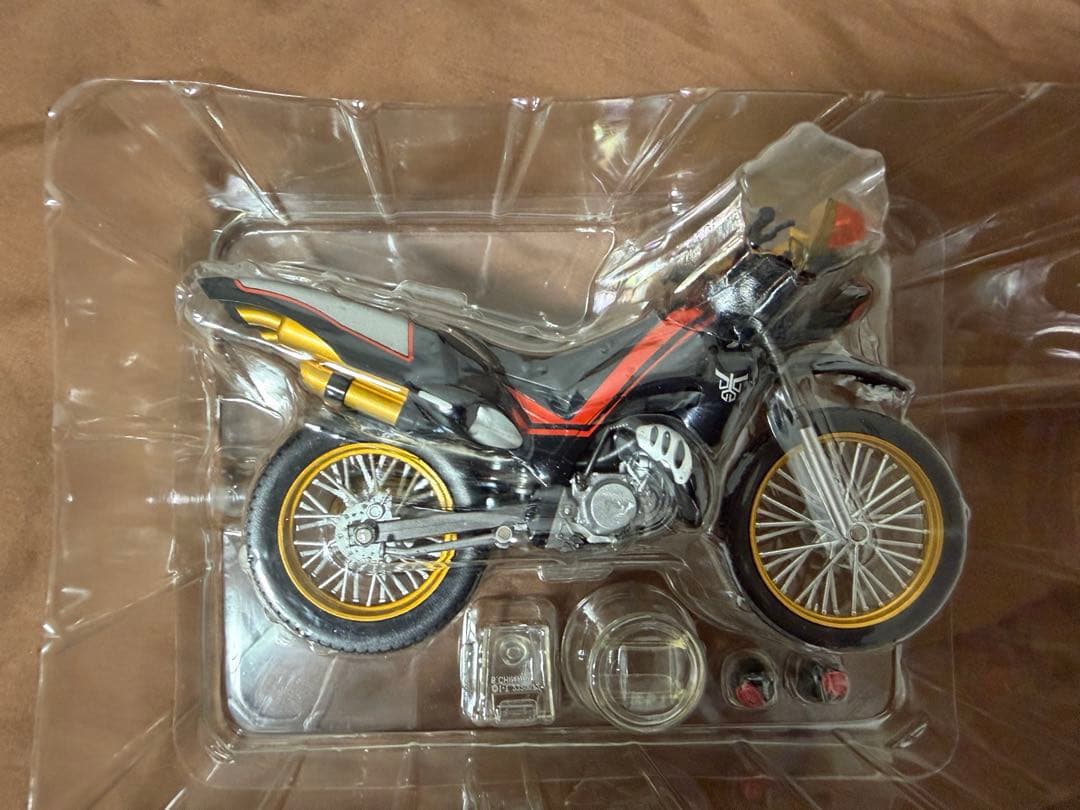 S.H.Figuarts 仮面ライダークウガ ビートチェイサー2000