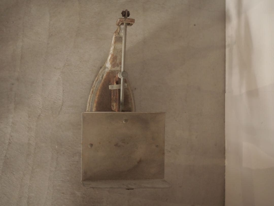 秤　はかり　天秤　鉄　サビ　アート　置物　古家具　古道具　アンティーク昭和レトロ