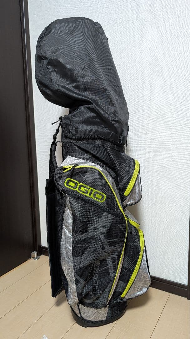 OGIO キャディバッグ・ゴルフバッグ ブラック グレー ライム