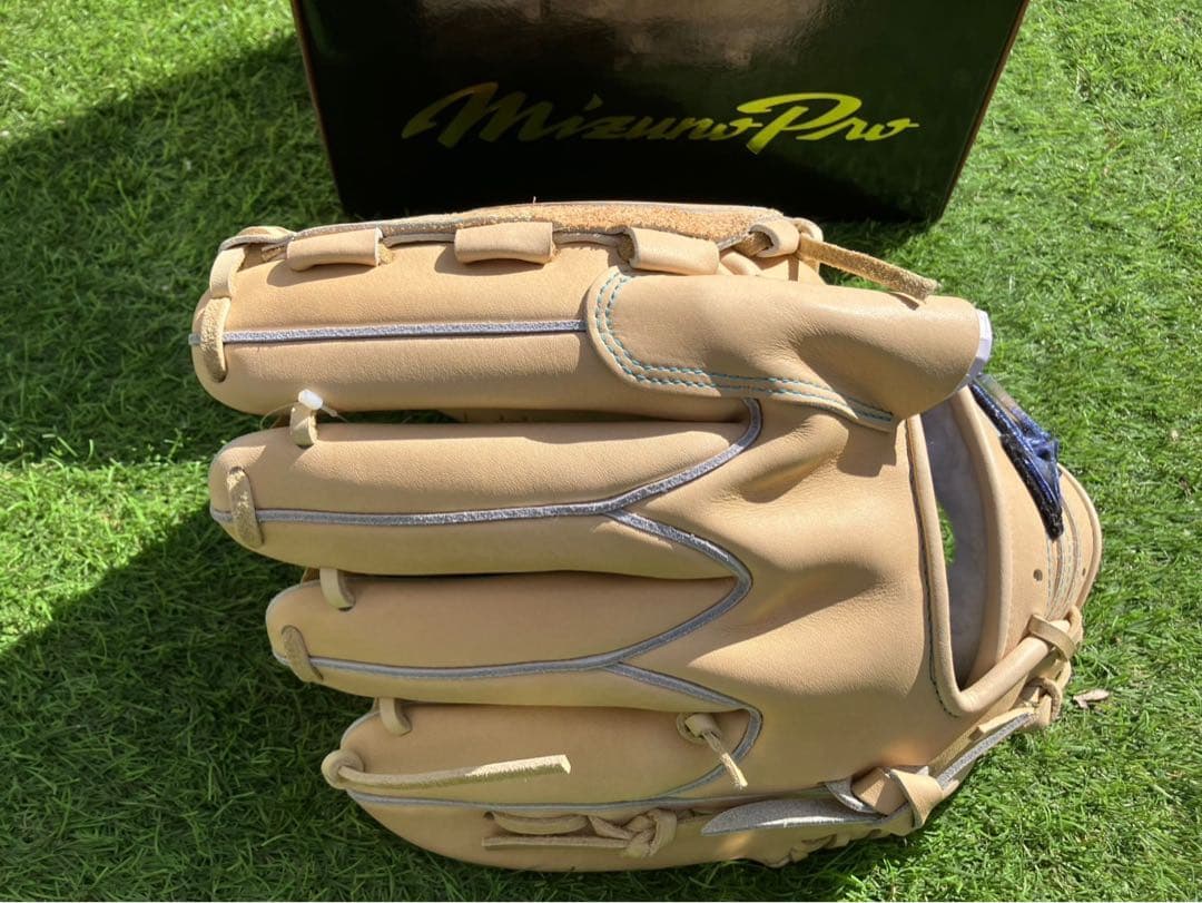 ミズノプロ　硬式　オーダー　HAGA　田中　投手用　定価71,500円　グラブ