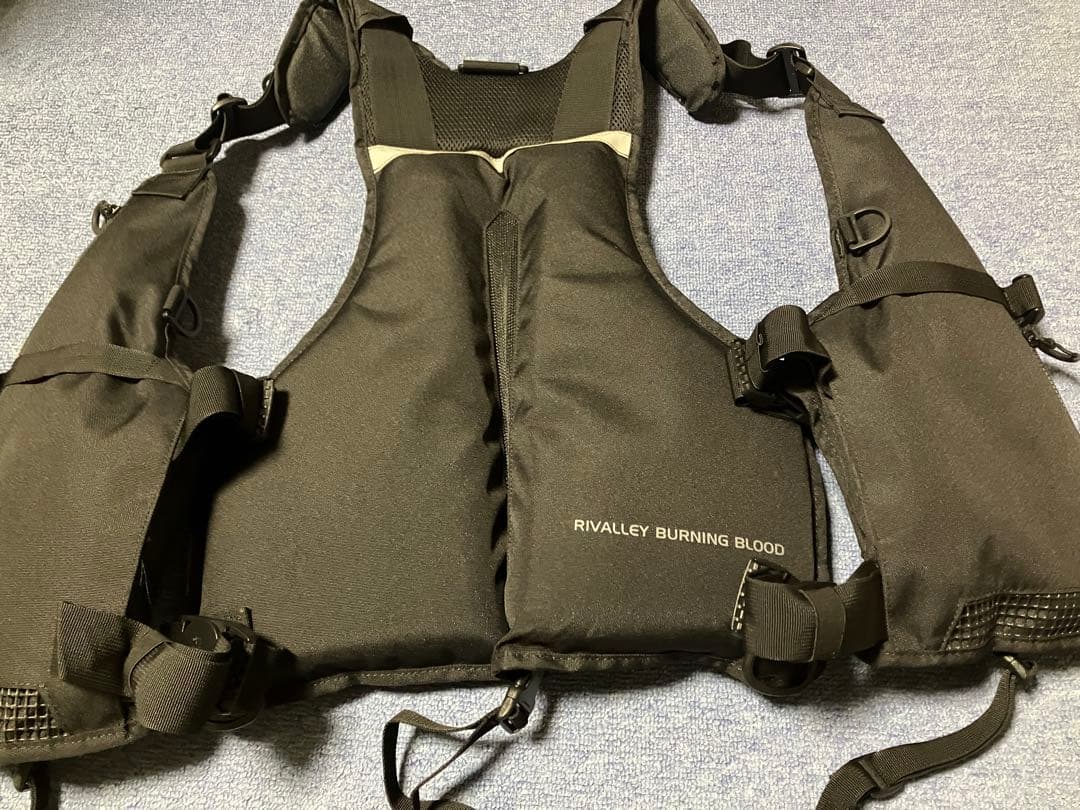 RBB ロックショアシューティングベスト　7563