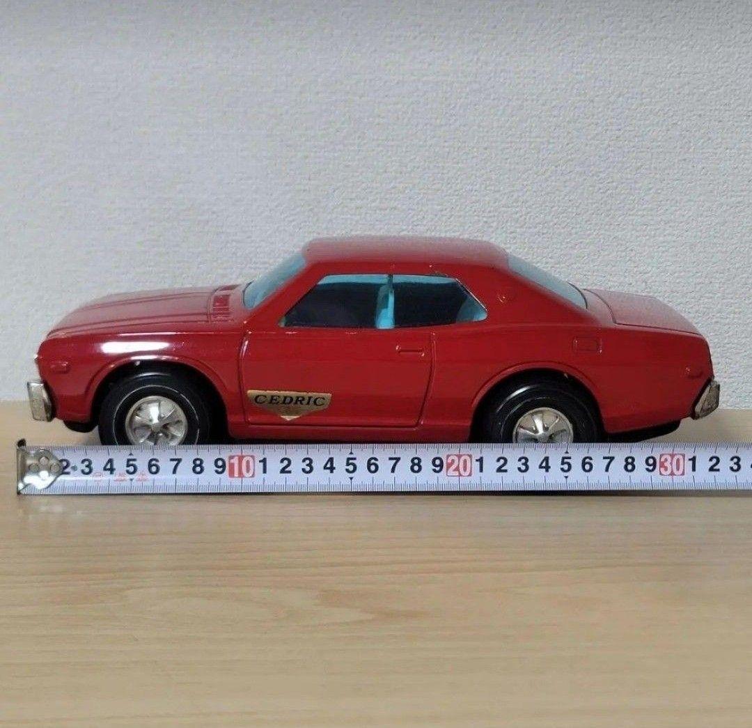希少 TONKA ブリキ 日産セドリックGX 赤色