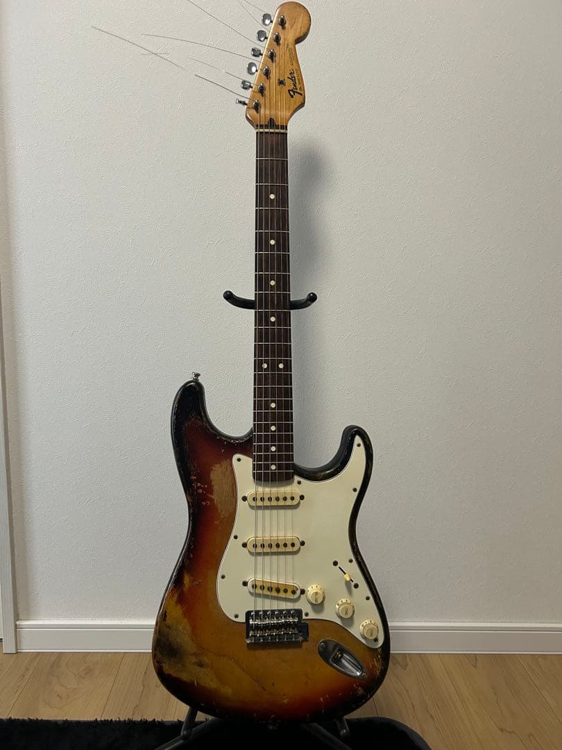Fender Stratocaster ストラトキャスター　レリック？