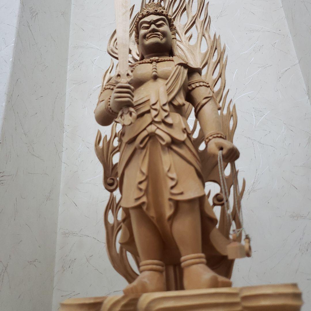 Ｂフライデー蔵出し特価極上彫り★白木材 不動明王立像１尺立★お不動さん火の鳥彫り