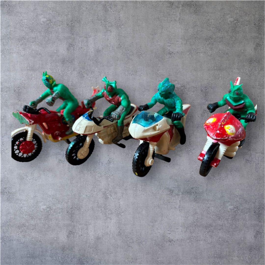 仮面ライダー フィギュア 4体セット 他バイクのみ2機