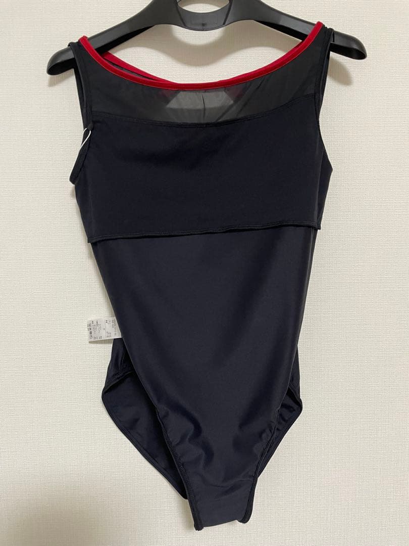 Madoka Sugaiコラボ　ブラック　ノースリーブレオタード